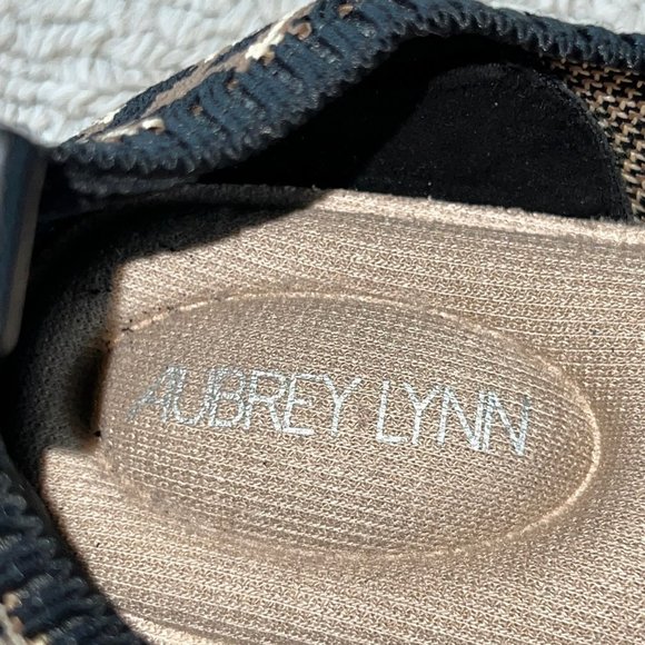 Aubrey Lynn Women's Amelina Slip-On Sneaker - Size 9 - Picture 5 of 5